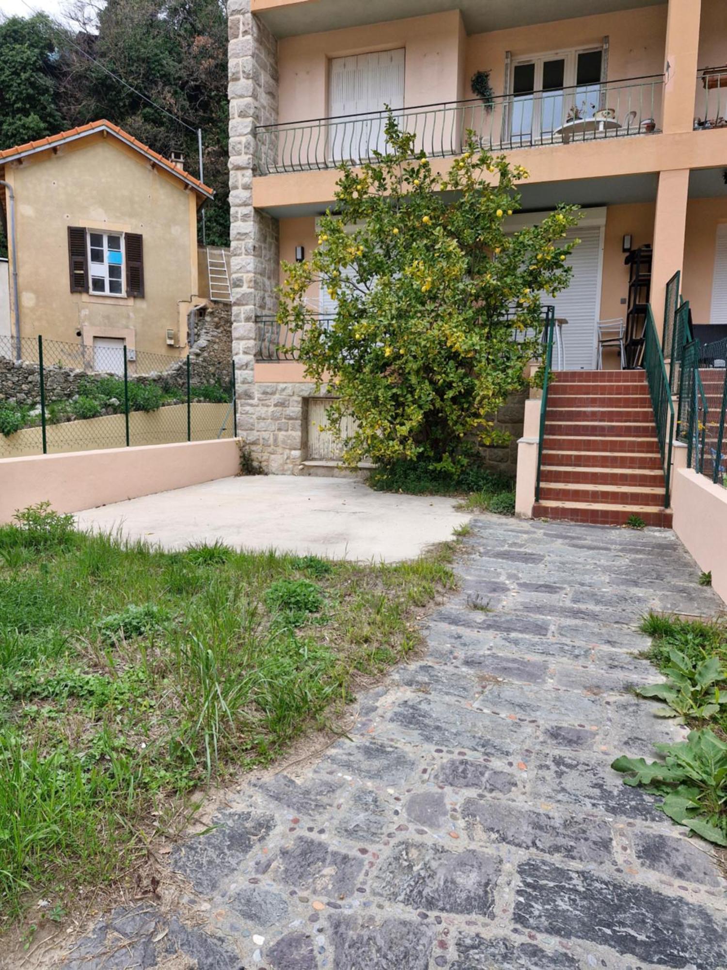 Superbe Rez-De-Jardin Refait A Neuf. Lägenhet Breil-sur-Roya Exteriör bild